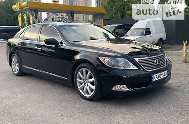 Седан Lexus LS 2006 в Киеве