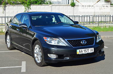 Седан Lexus LS 2010 в Києві