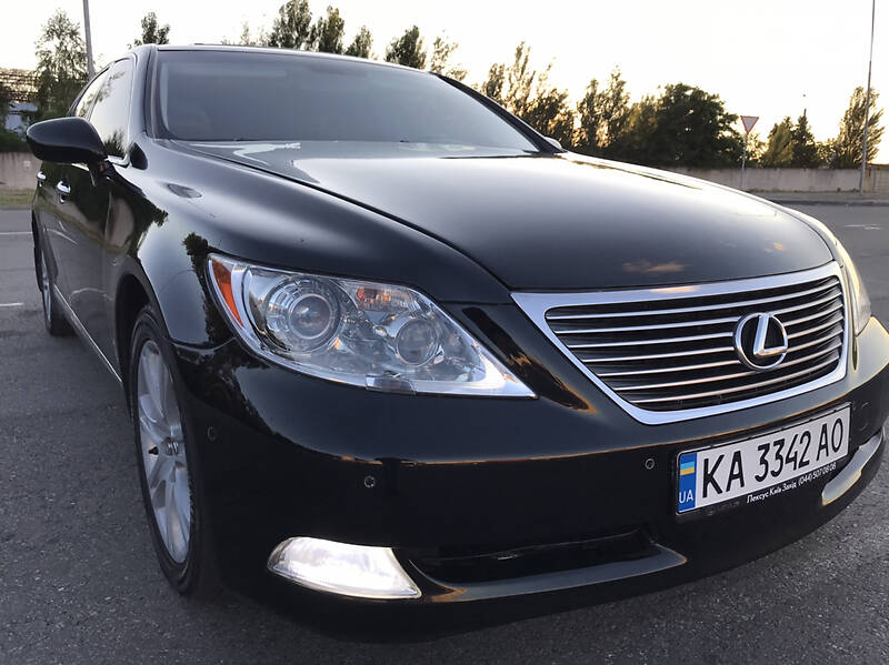 Седан Lexus LS 2007 в Києві