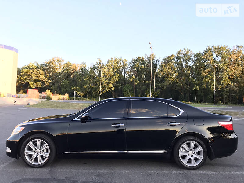 Седан Lexus LS 2007 в Києві