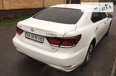 Седан Lexus LS 2013 в Києві