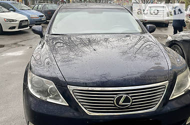 Седан Lexus LS 2007 в 