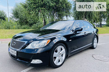 Седан Lexus LS 2008 в Киеве