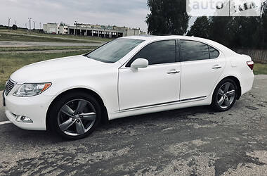 Седан Lexus LS 2008 в Сумах