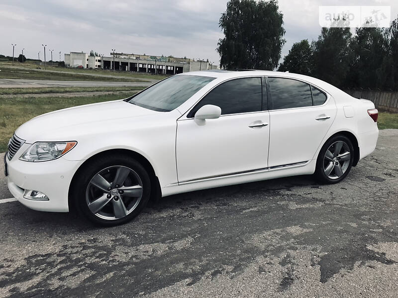 Lexus LS 2008