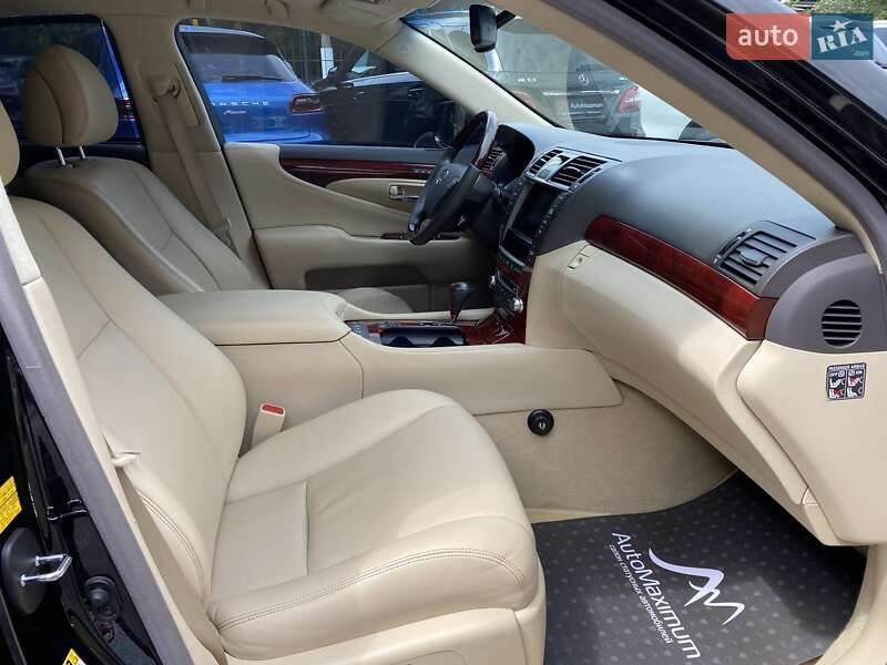 Седан Lexus LS 2011 в Одесі