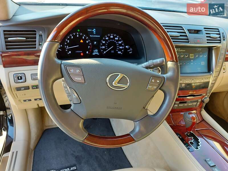 Седан Lexus LS 2008 в Ивано-Франковске