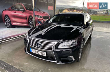 Седан Lexus LS 2014 в Иршаве