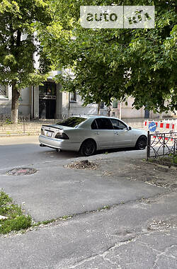 Седан Lexus LS 2001 в Киеве