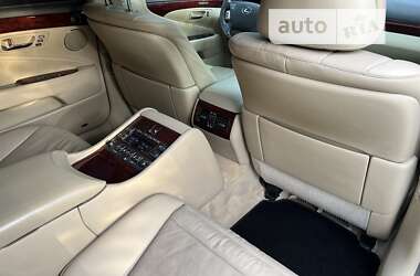 Седан Lexus LS 2007 в 