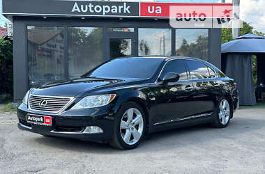 Седан Lexus LS 2008 в Виннице