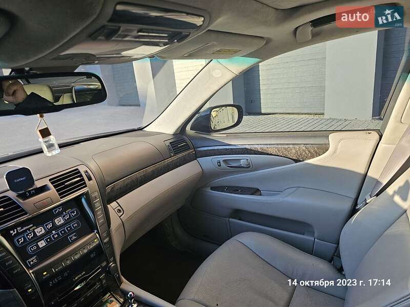 Lexus LS 2008