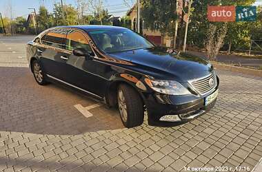 Седан Lexus LS 2008 в Виннице