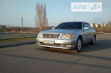 Седан Lexus LS 1998 в Кривом Роге