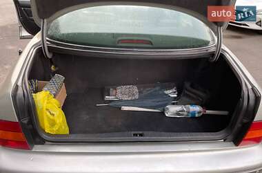 Седан Lexus LS 2000 в Дунаевцах