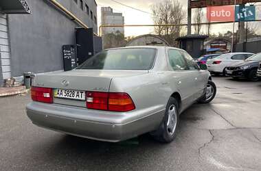 Седан Lexus LS 2000 в Дунаевцах