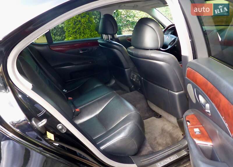 Седан Lexus LS 2010 в Львові фото 7 Седан Lexus LS 2010 в Львові