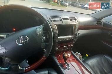 Седан Lexus LS 2007 в Черновцах