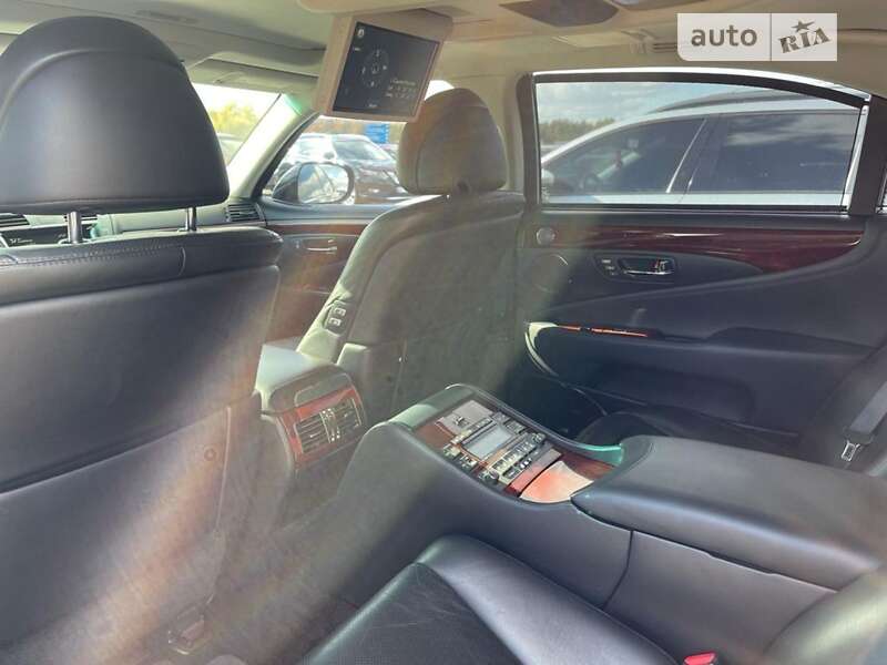 Седан Lexus LS 2007 в Києві фото 11 Седан Lexus LS 2007 в Києві