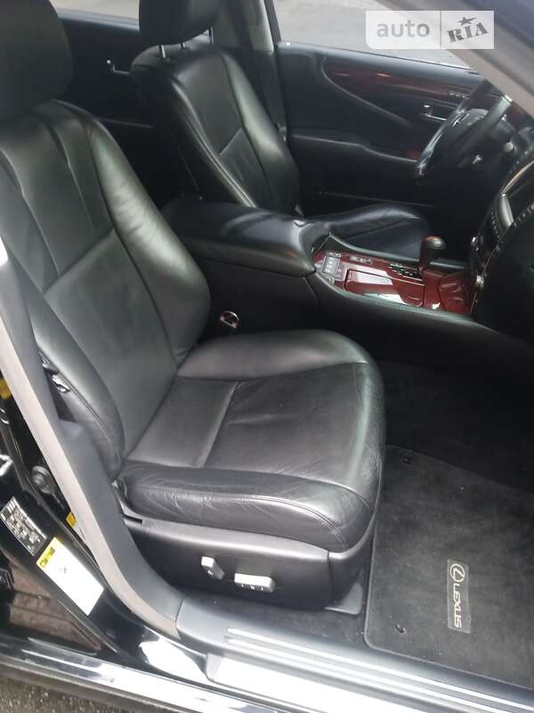 Седан Lexus LS 2007 в Києві фото 22 Седан Lexus LS 2007 в Києві