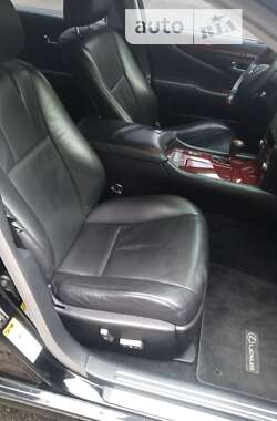 Седан Lexus LS 2007 в 