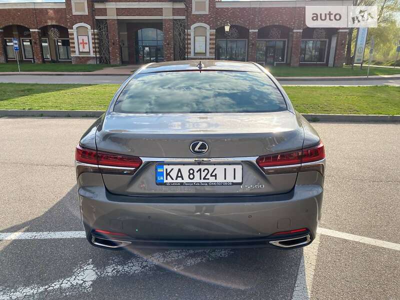 Седан Lexus LS 2018 в Киеве