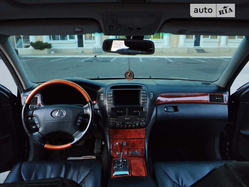 Седан Lexus LS 2005 в Одессе