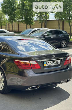 Седан Lexus LS 2010 в Киеве