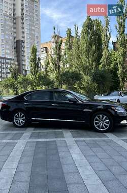 Седан Lexus LS 2008 в Киеве