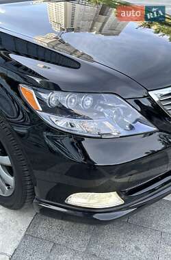 Седан Lexus LS 2008 в Киеве