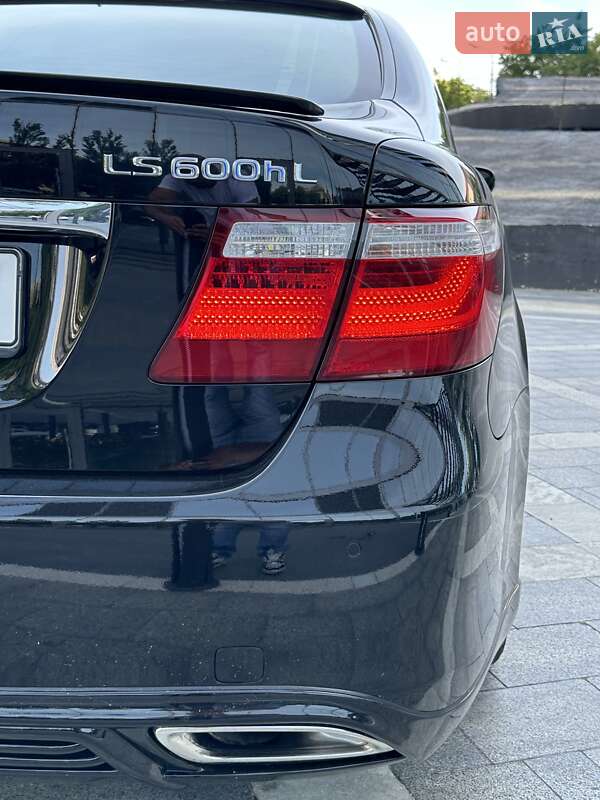 Седан Lexus LS 2008 в Киеве