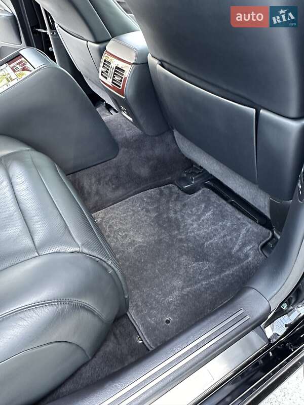 Седан Lexus LS 2008 в Киеве
