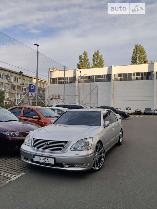 Седан Lexus LS 2003 в Киеве