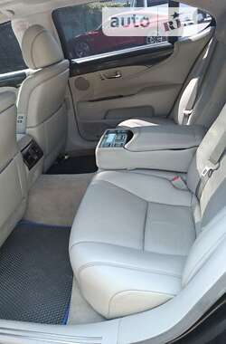 Седан Lexus LS 2010 в Одессе