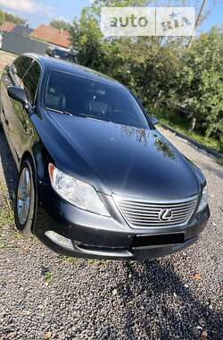 Седан Lexus LS 2007 в Львове