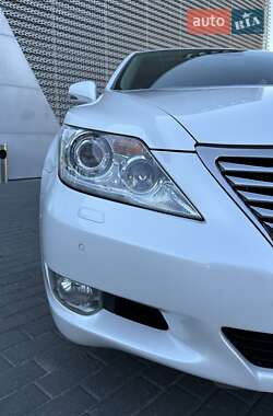 Седан Lexus LS 2011 в Киеве