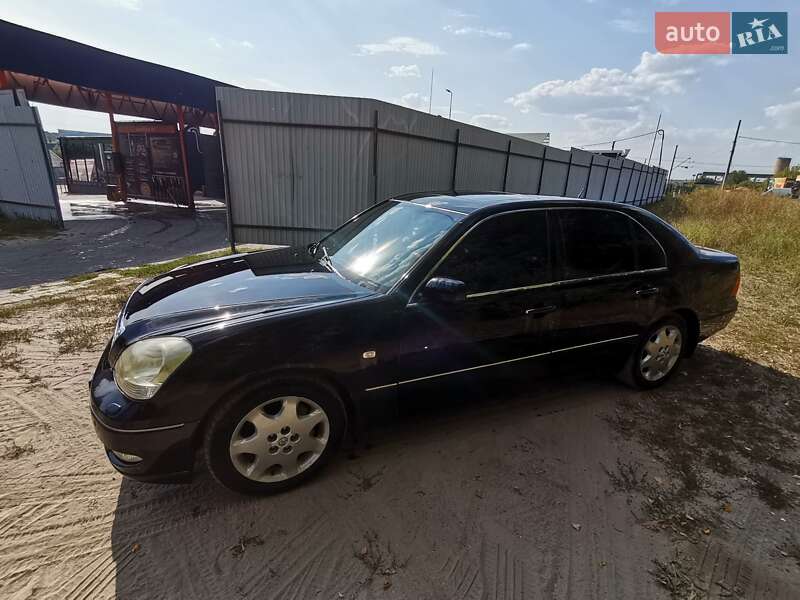 Lexus LS 2003