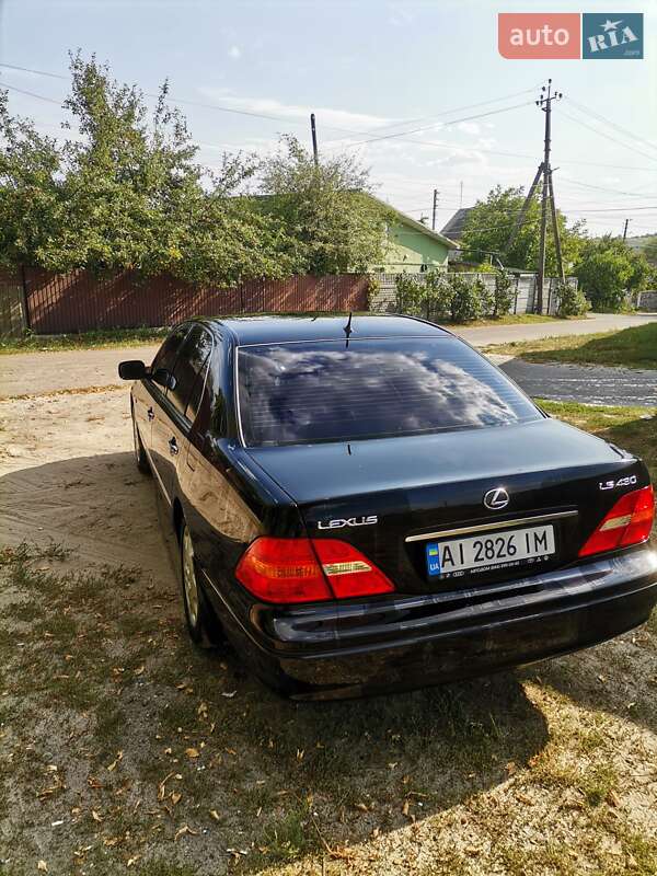 Седан Lexus LS 2003 в Василькове