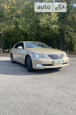 Седан Lexus LS 2006 в Киеве