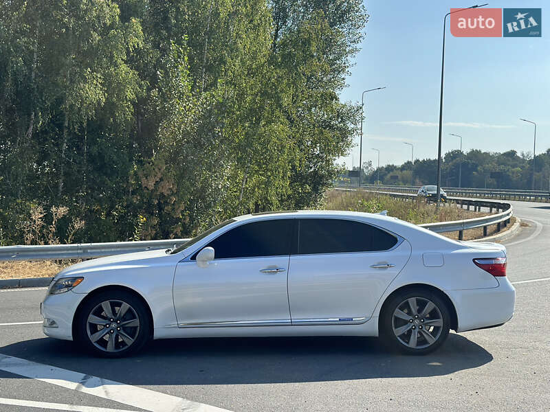 Седан Lexus LS 2007 в Броварах