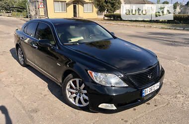 Седан Lexus LS 2006 в Переяславе