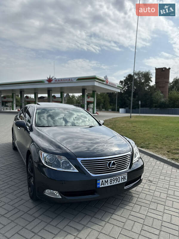Седан Lexus LS 2007 в Житомирі