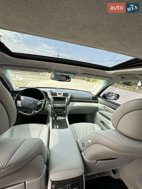 Седан Lexus LS 2007 в Житомирі