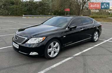 Седан Lexus LS 2007 в Буче