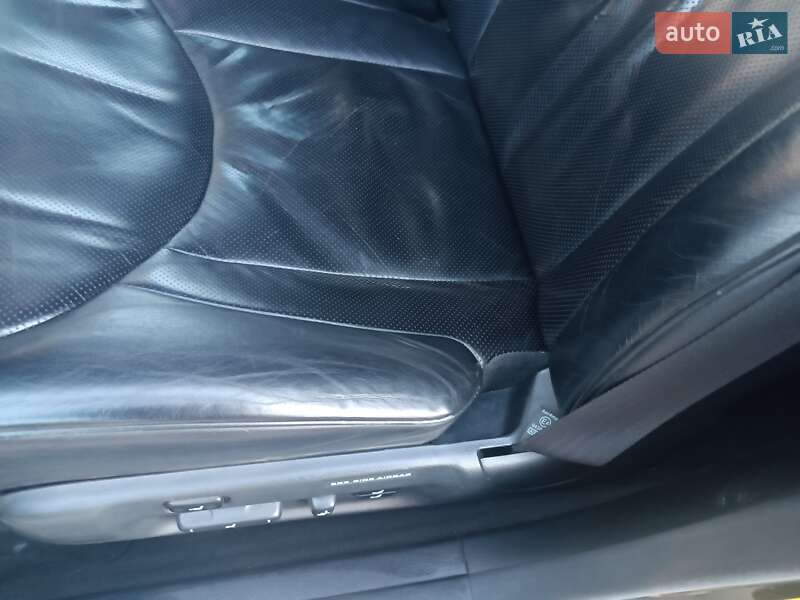 Седан Lexus LS 2004 в Кривому Розі