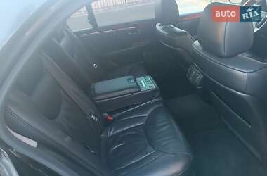 Седан Lexus LS 2004 в 