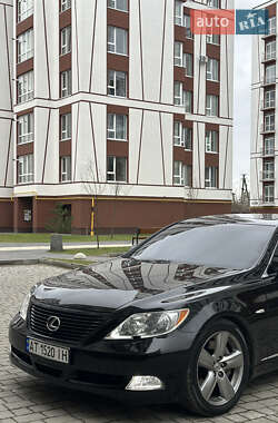 Седан Lexus LS 2008 в 