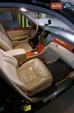 Седан Lexus LS 2006 в 