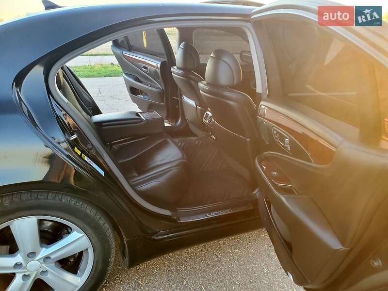 Седан Lexus LS 2007 в Одессе