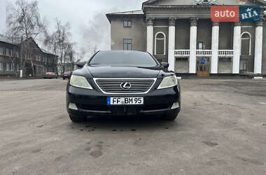 Седан Lexus LS 2008 в Доброполье